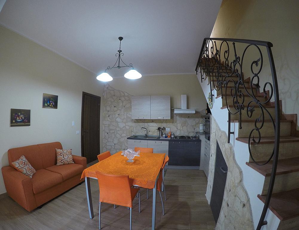 Holiday Home Luppinedda Nunziata Ngoại thất bức ảnh