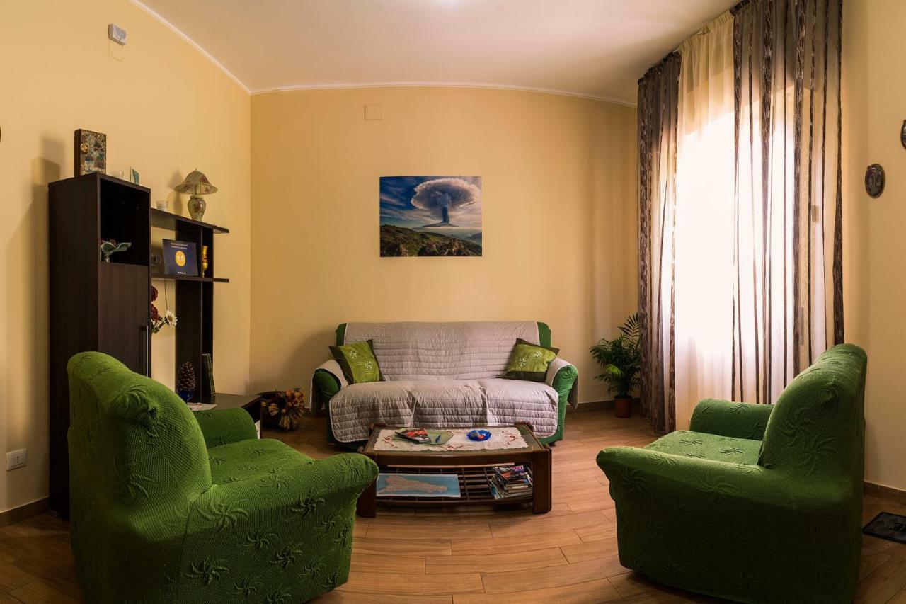 Holiday Home Luppinedda Nunziata Ngoại thất bức ảnh
