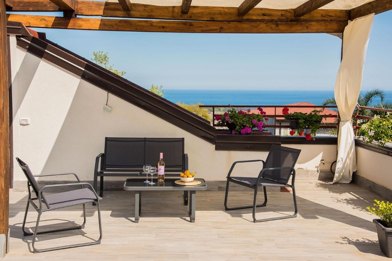 Holiday Home Luppinedda Nunziata Ngoại thất bức ảnh